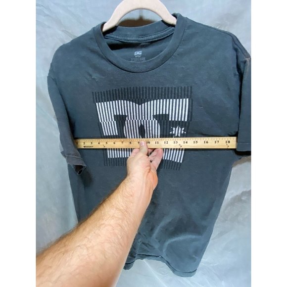 DC Shirt Adult Large Gray Spell Out Logo Pullover Short Sleeve Tee Mens‎ - Picture 9 of 10
